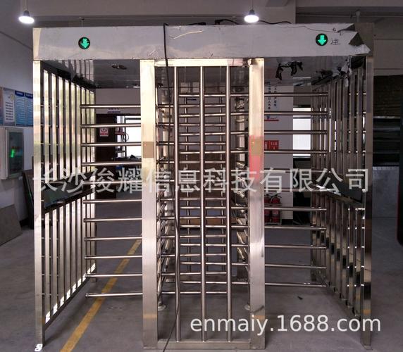 旋動(dòng)未來 單旋門與旋轉(zhuǎn)門的全面解讀與品牌選型指南